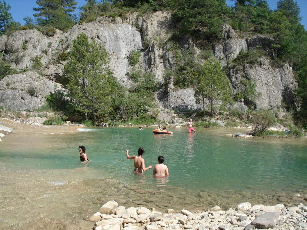 Camping Bungalows Armalygal Murillo de Gallego Ngoại thất bức ảnh